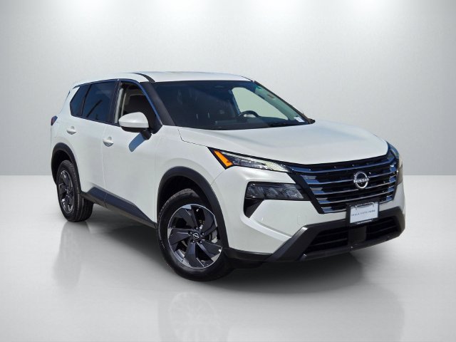 Used 2025 Nissan Rogue SV