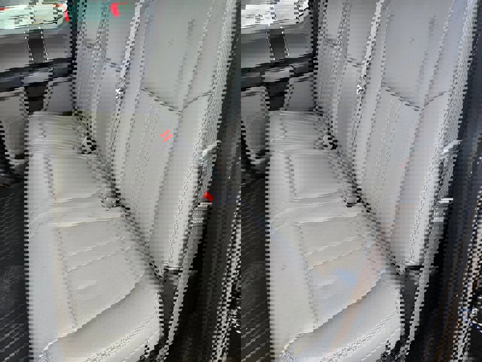 Used 2020 Ford F150 XLT image 27