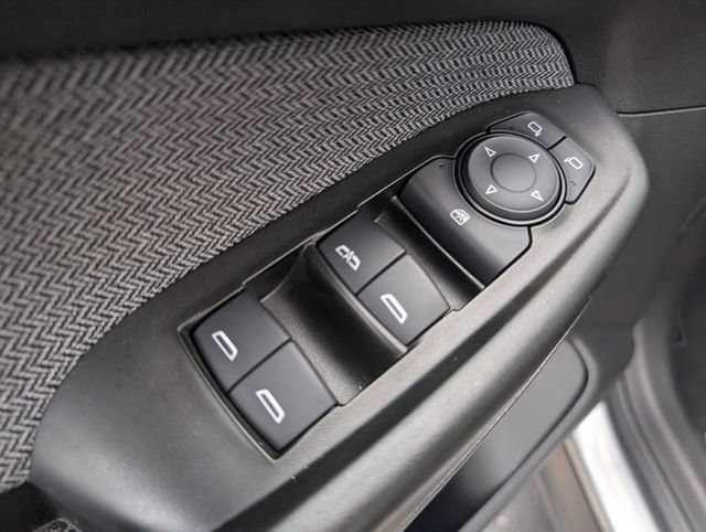 Used 2023 Chevrolet TrailBlazer LT w/ Convenience Package FWD image 15