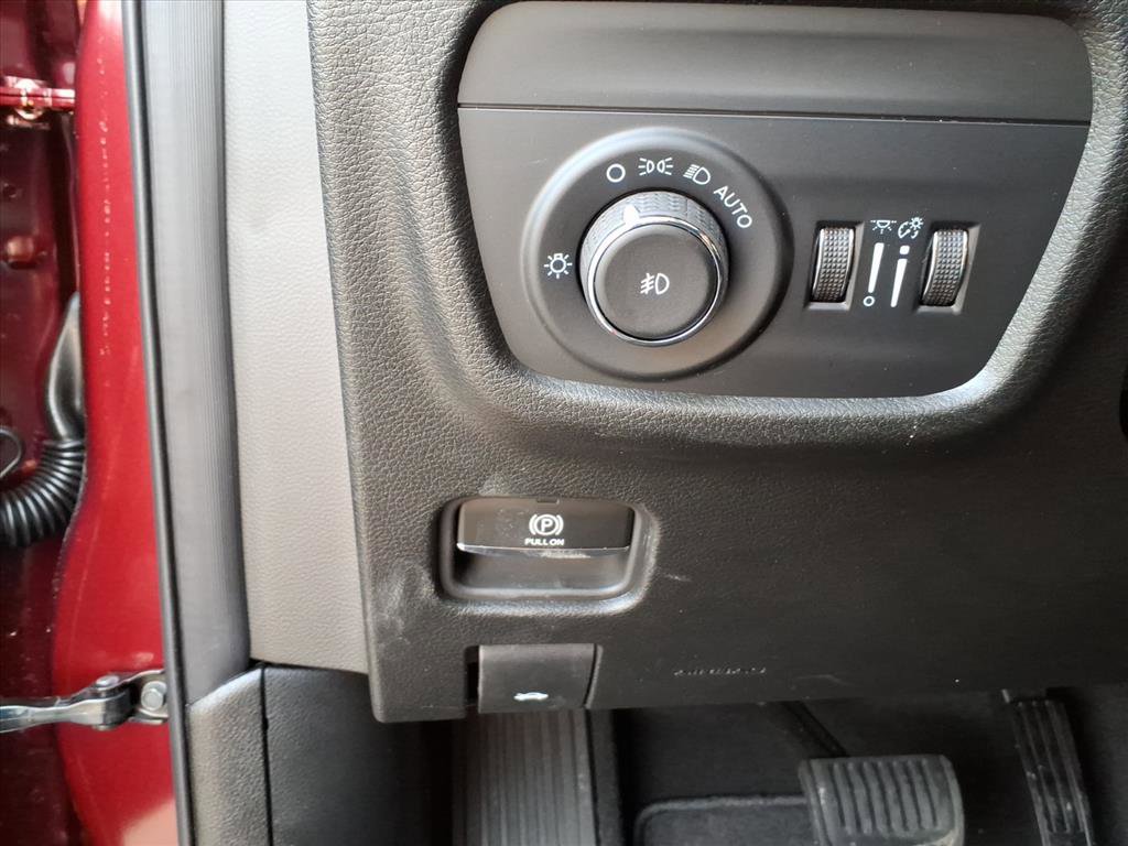 New 2026 Jeep Grand Cherokee Limited image 17