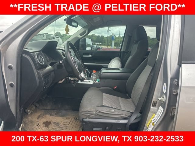 Used 2015 Toyota Tundra SR5 w/ SR5 Upgrade Package AWD/4WD image 7