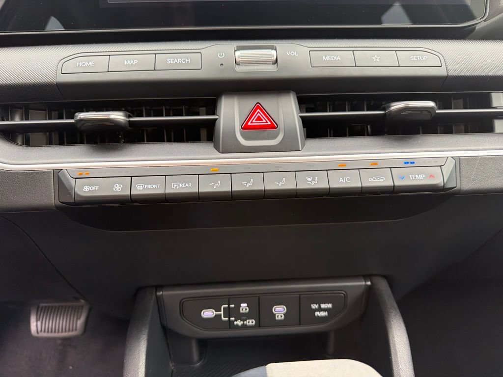 Certified 2025 Kia K4 FWD image 14