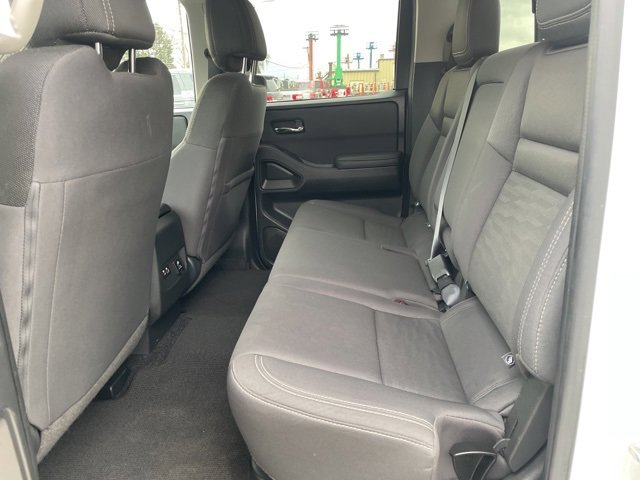 Used 2024 Nissan Frontier SV w/ SV Convenience Package image 9