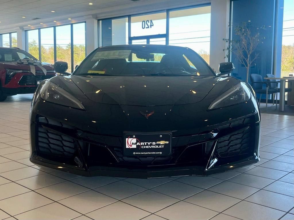 New 2026 Chevrolet Corvette Z06 w/ Stealth Interior Trim Package RWD image 8