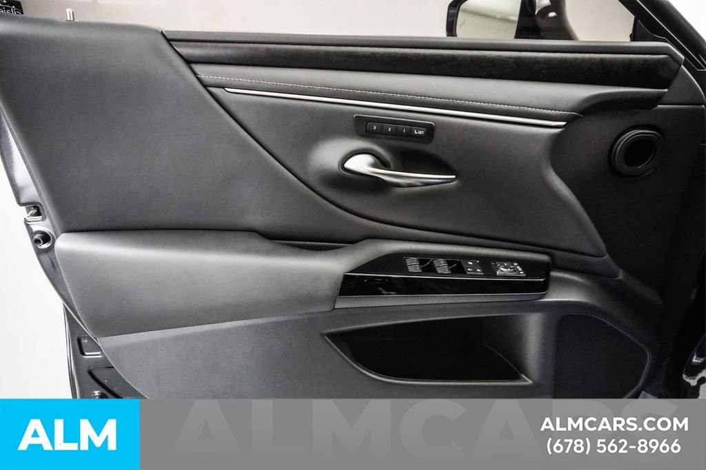 Used 2024 Lexus ES 300h w/ Premium Package image 50