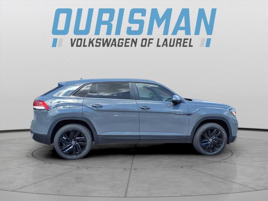 New 2026 Volkswagen Atlas Cross Sport SE image 2