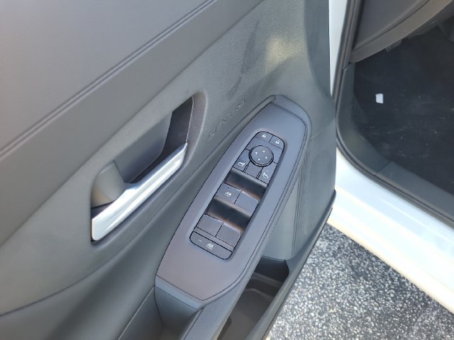 New 2027 Nissan Sentra SV w/ SV Convenience Package FWD image 14