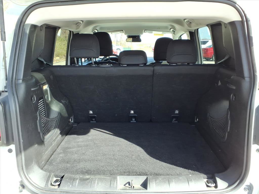 Used 2020 Jeep Renegade Altitude image 28