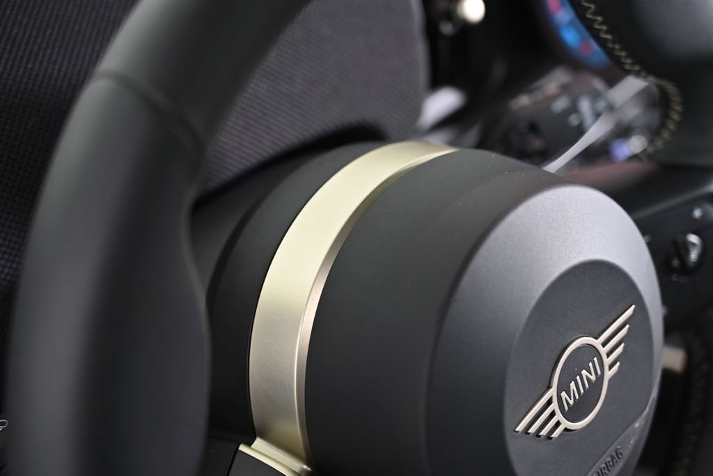 Used 2025 MINI Cooper S image 17