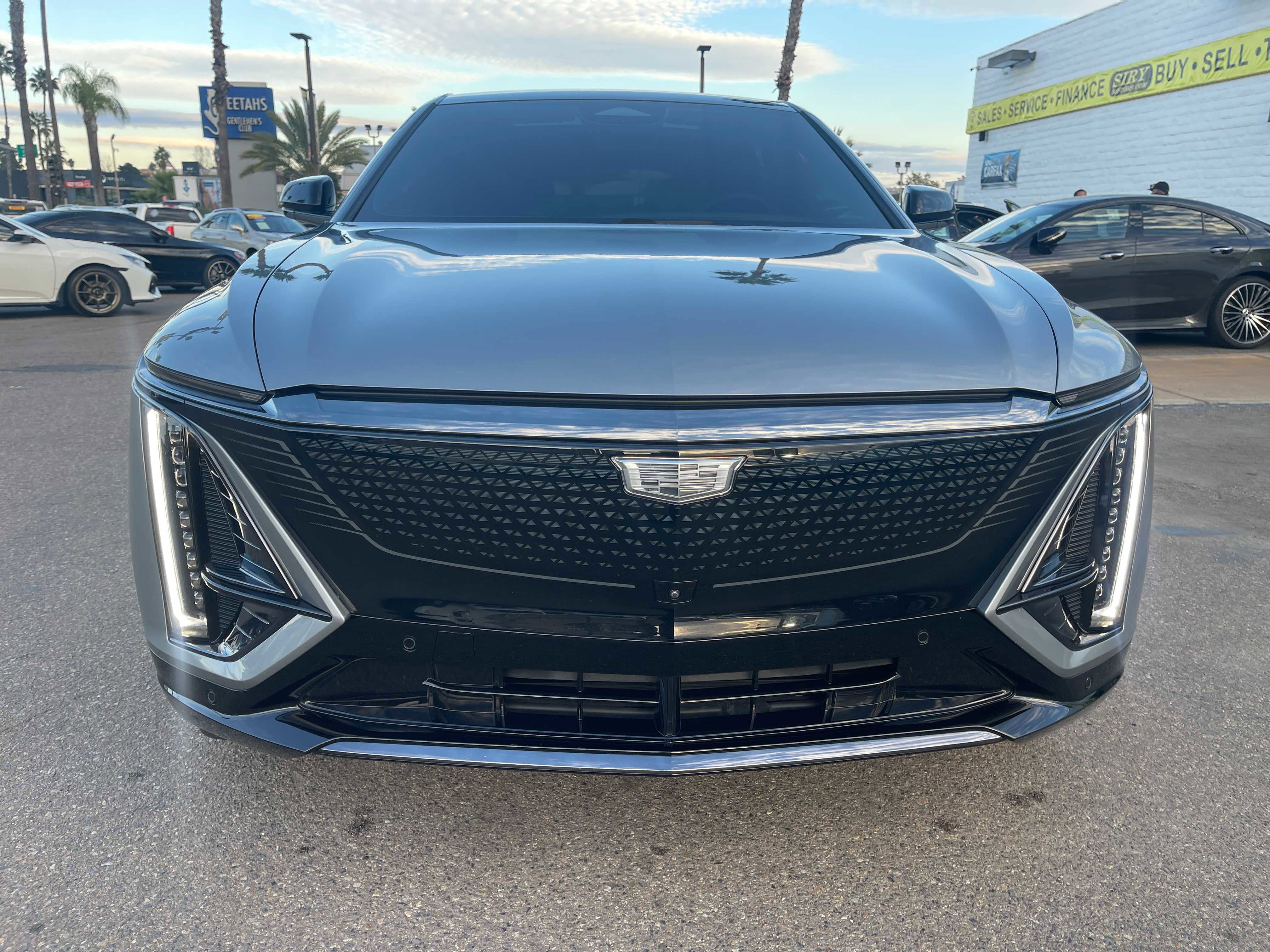 Used 2024 Cadillac Lyriq Sport image 8