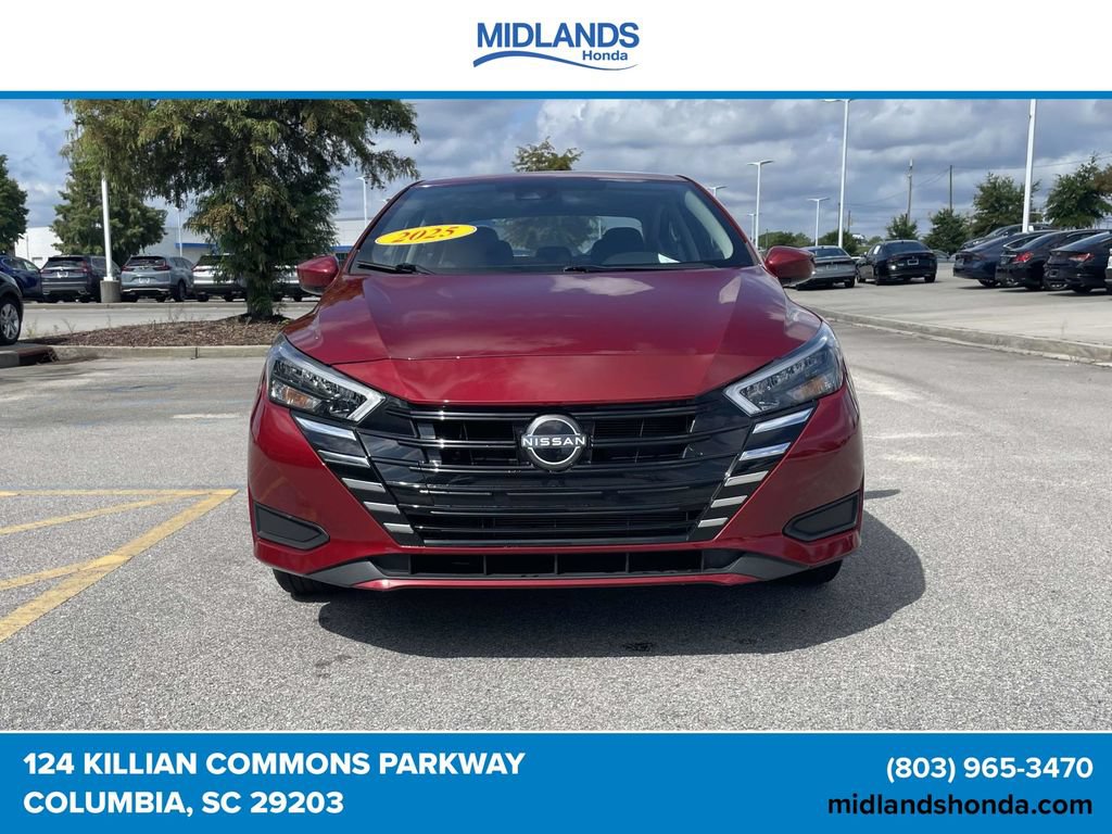 Used 2025 Nissan Versa SV FWD image 2