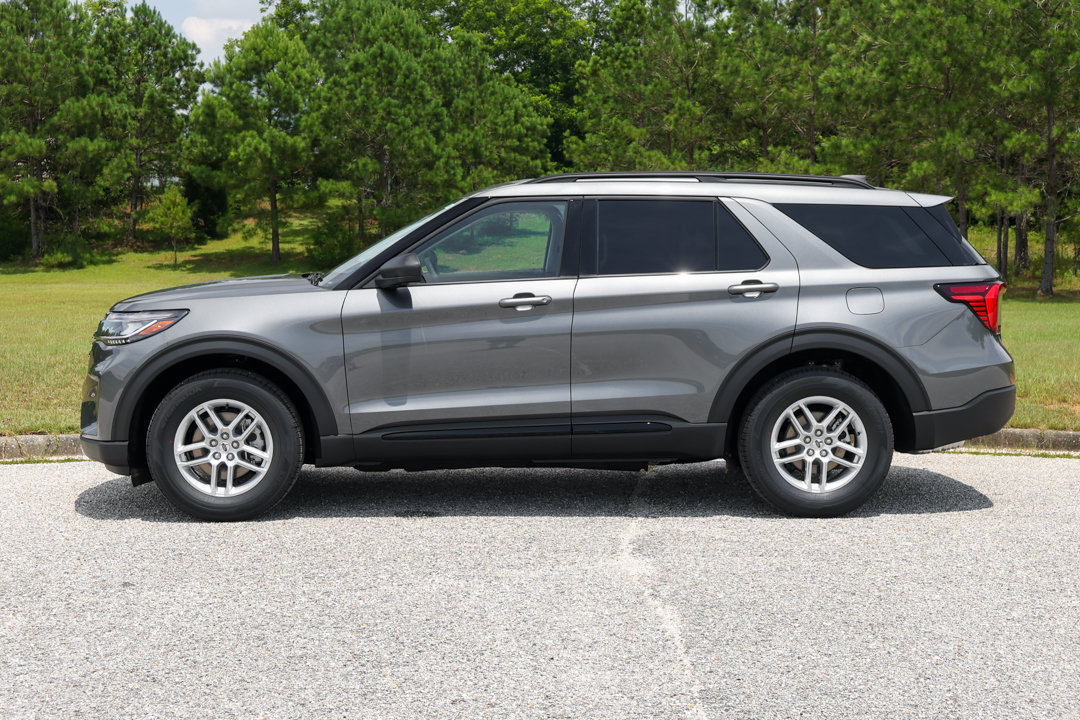 New 2026 Ford Explorer Active AWD/4WD image 8