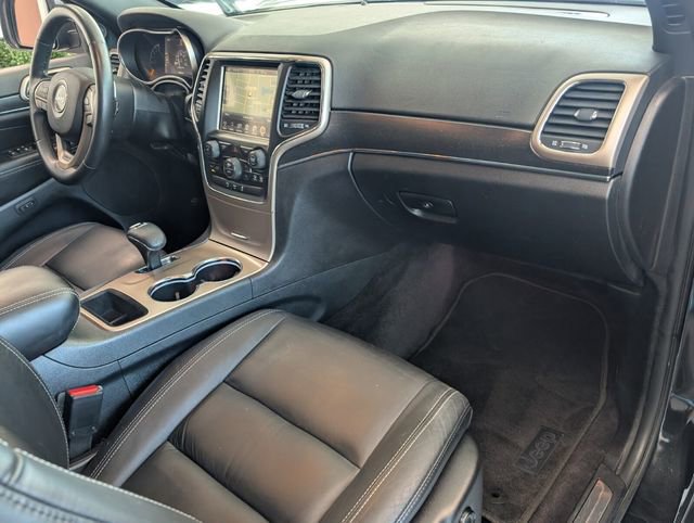 Used 2015 Jeep Grand Cherokee Limited image 16