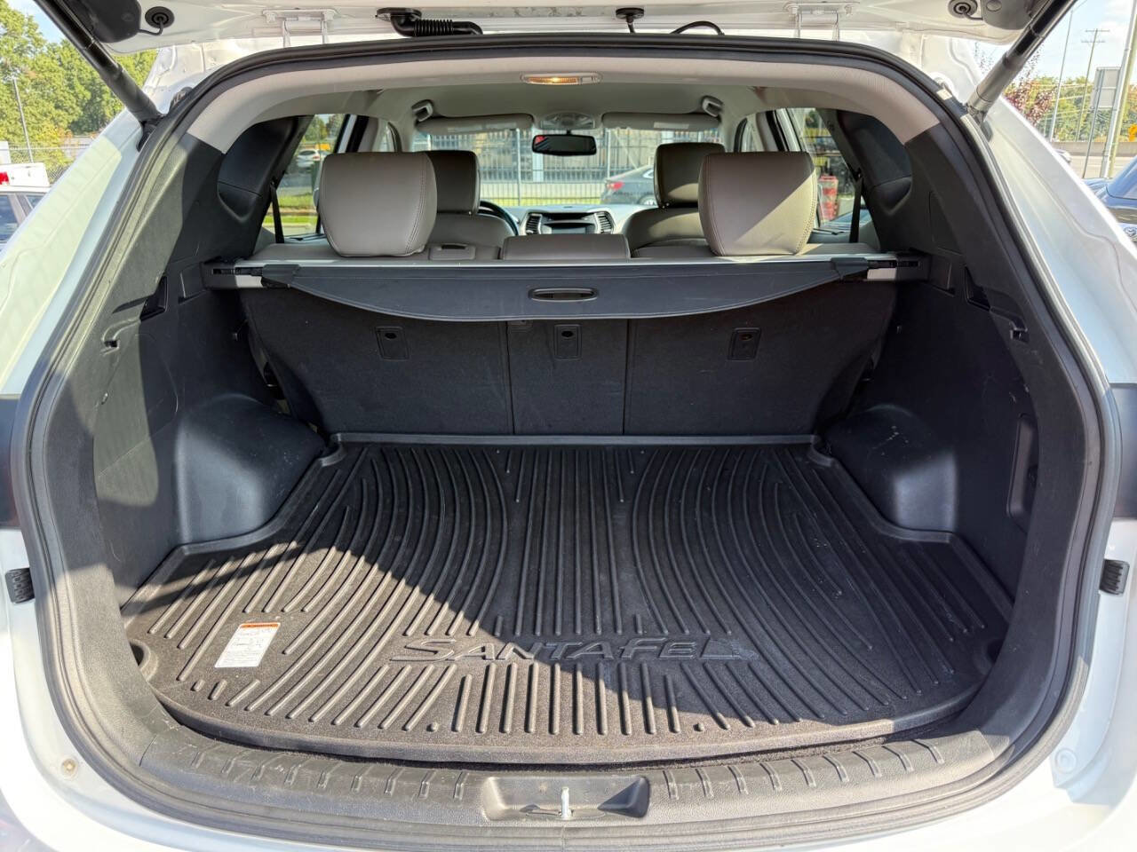 Used 2017 Hyundai Santa Fe Sport image 11