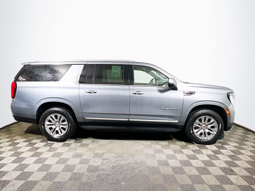 Used 2025 GMC Yukon XL Denali image 8