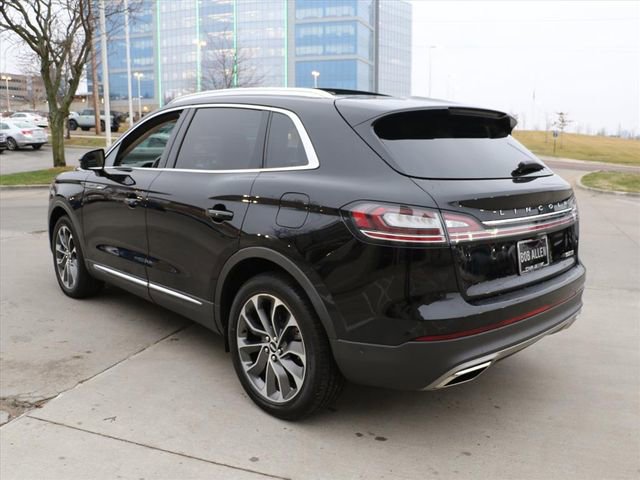 Used 2023 Lincoln Nautilus Reserve w/ Equipment Group 201A image 4