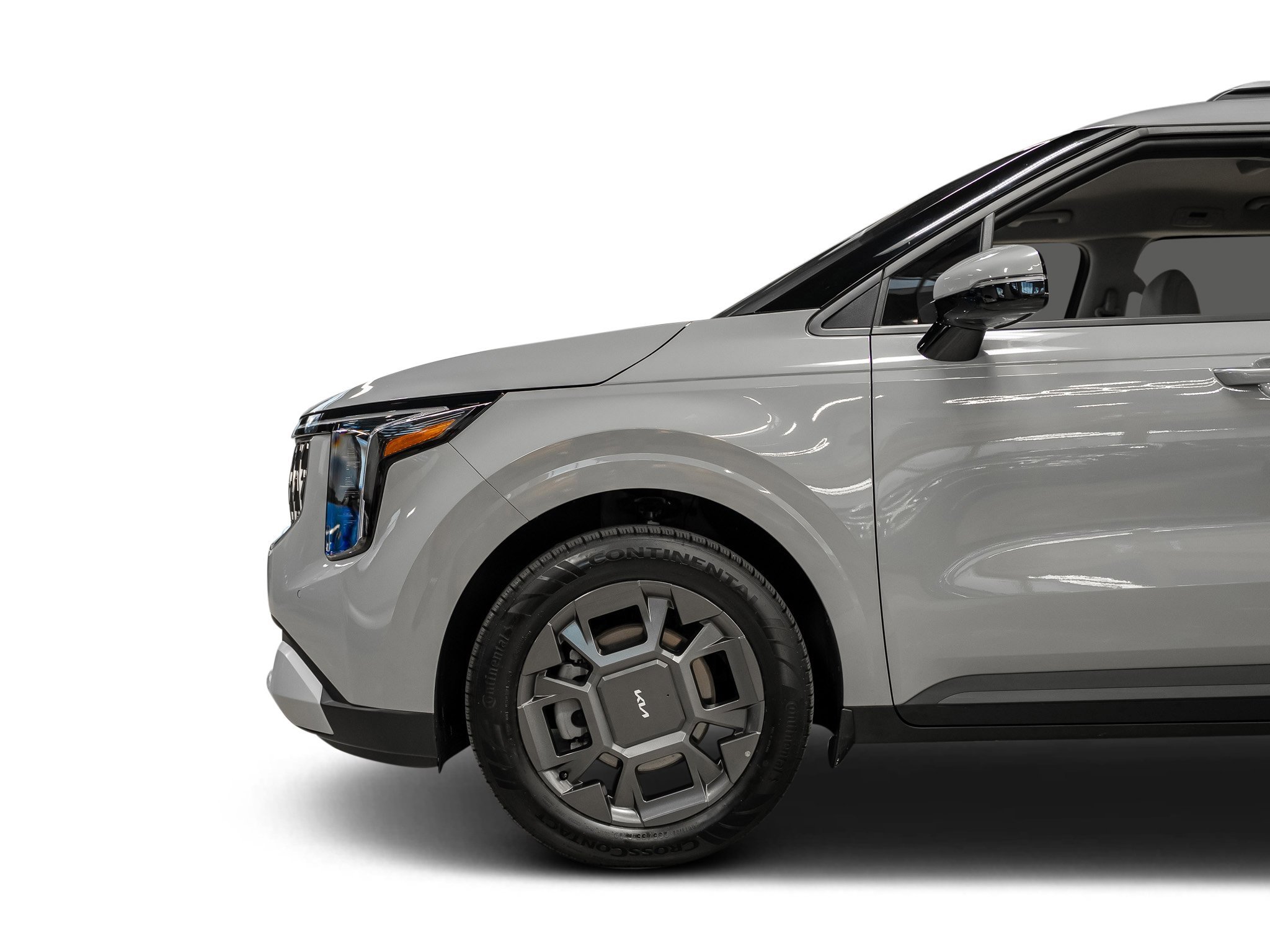 Used 2025 Kia Carnival EX image 16