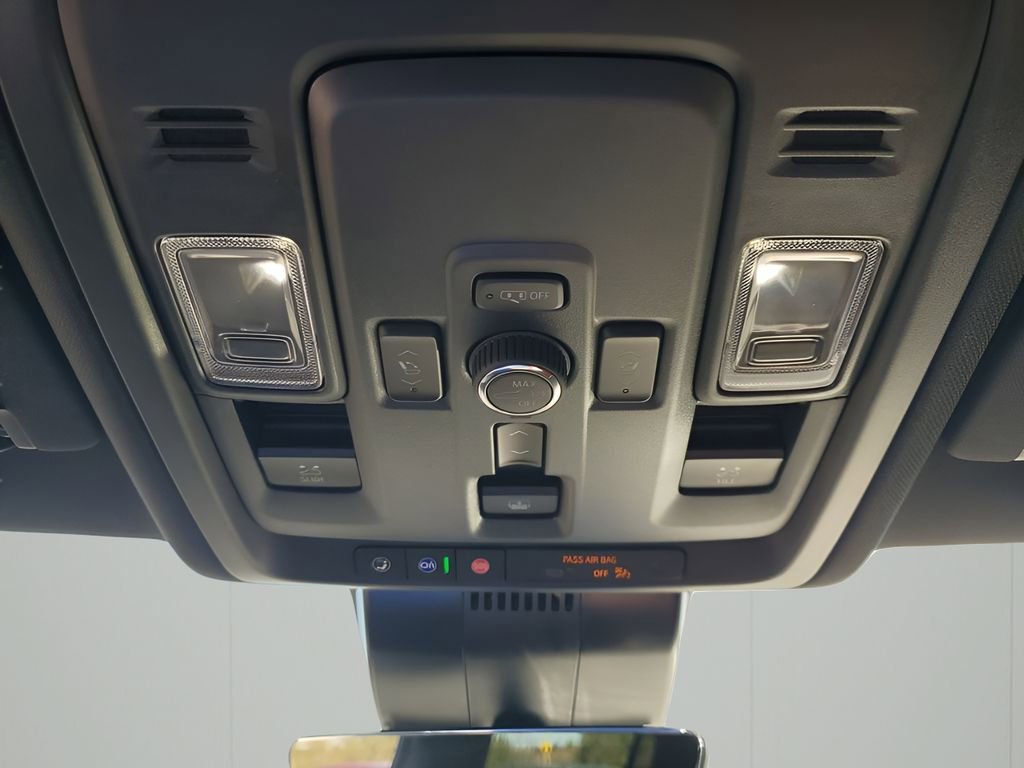 Used 2025 GMC Yukon XL Denali Ultimate image 43