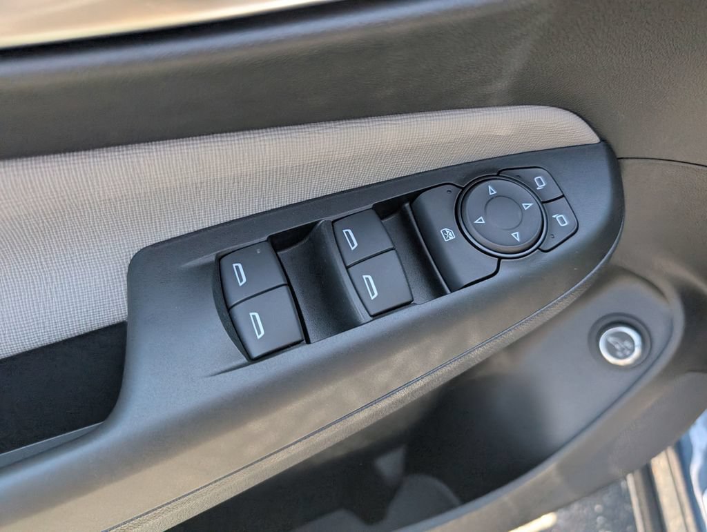New 2026 Buick Envista Avenir FWD image 15