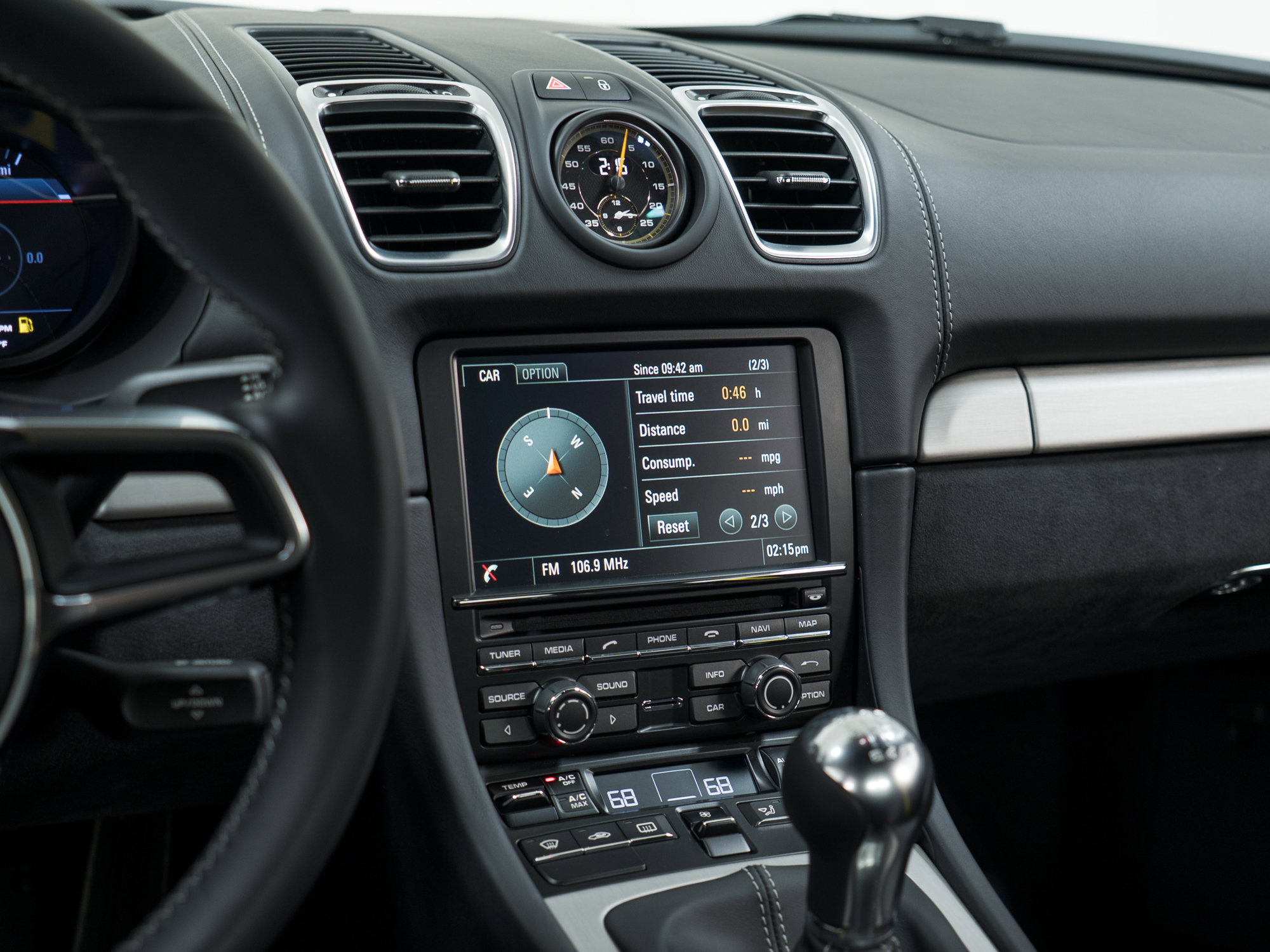 Used 2016 Porsche Cayman GT4 image 27