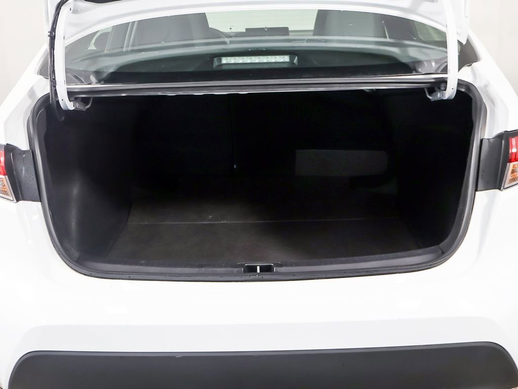 Used 2024 Toyota Corolla LE FWD image 16