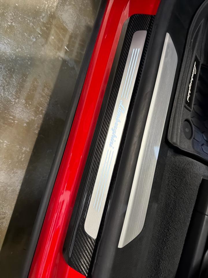 Used 2024 Lamborghini Urus Performante image 26