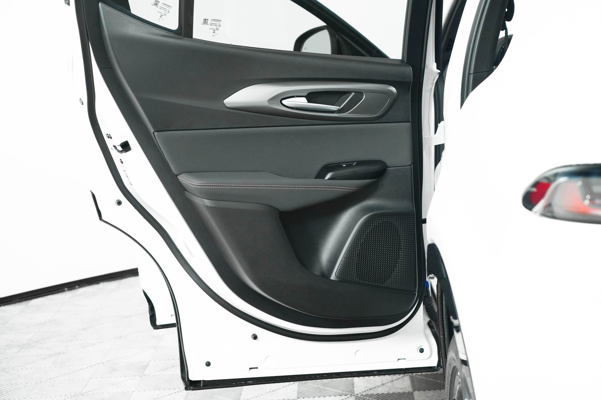 New 2025 Alfa Romeo Tonale AWD/4WD image 16