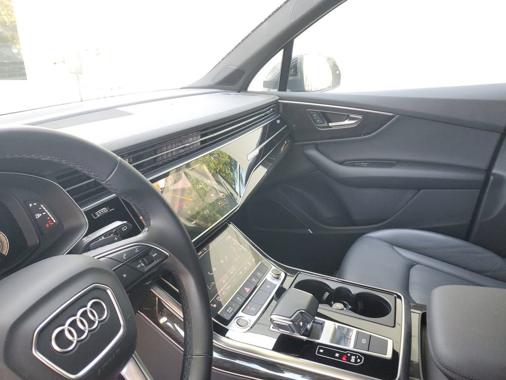 Used 2022 Audi Q7 2.0T Premium Plus AWD/4WD image 23