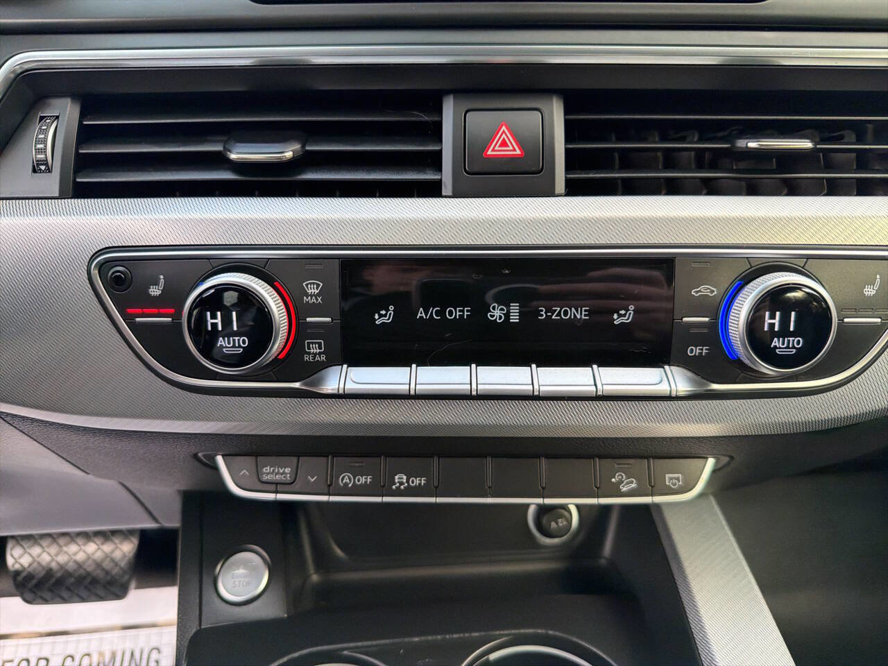 Used 2017 Audi A4 2.0T allroad Premium w/ Convenience Package image 26