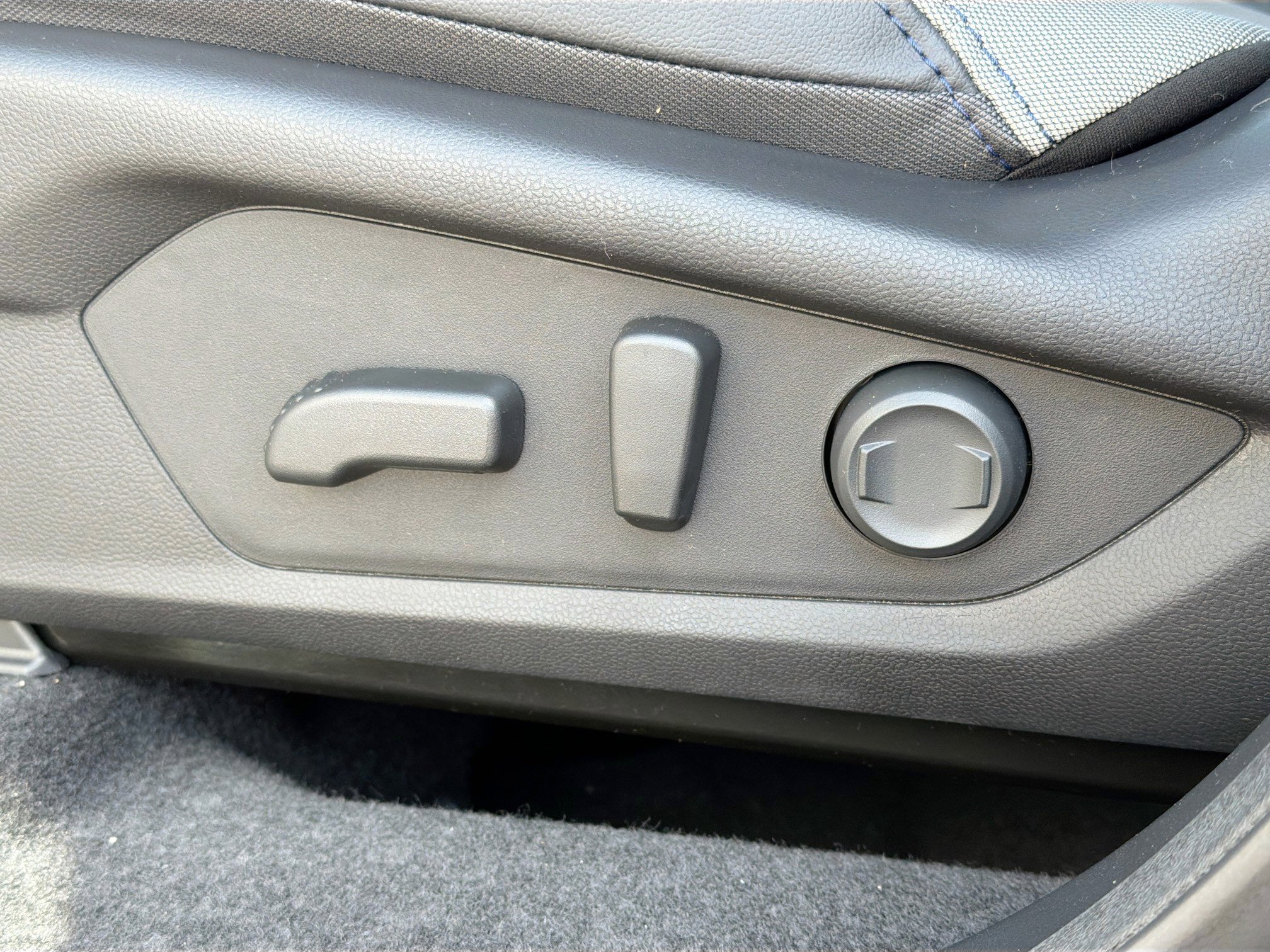 New 2026 Subaru Forester Premium image 25