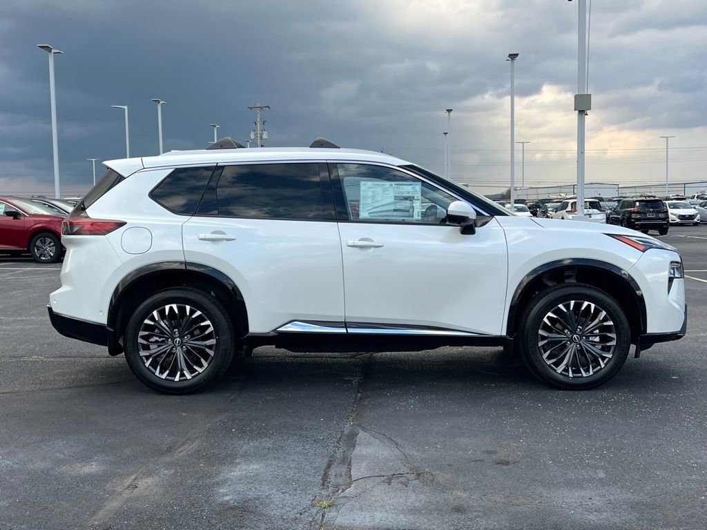 New 2026 Nissan Rogue Platinum w/ Platinum Premium Package image 3