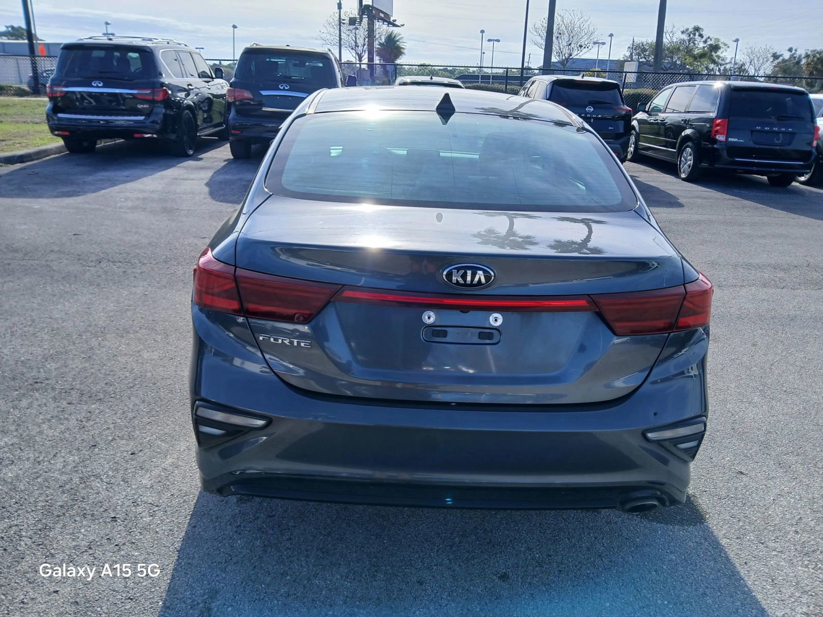 Used 2021 Kia Forte LXS FWD image 4