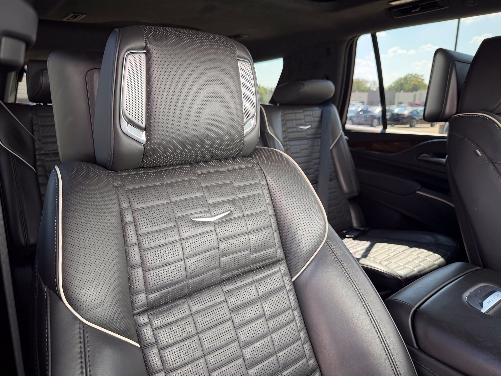 Used 2021 Cadillac Escalade Sport Platinum AWD/4WD image 36
