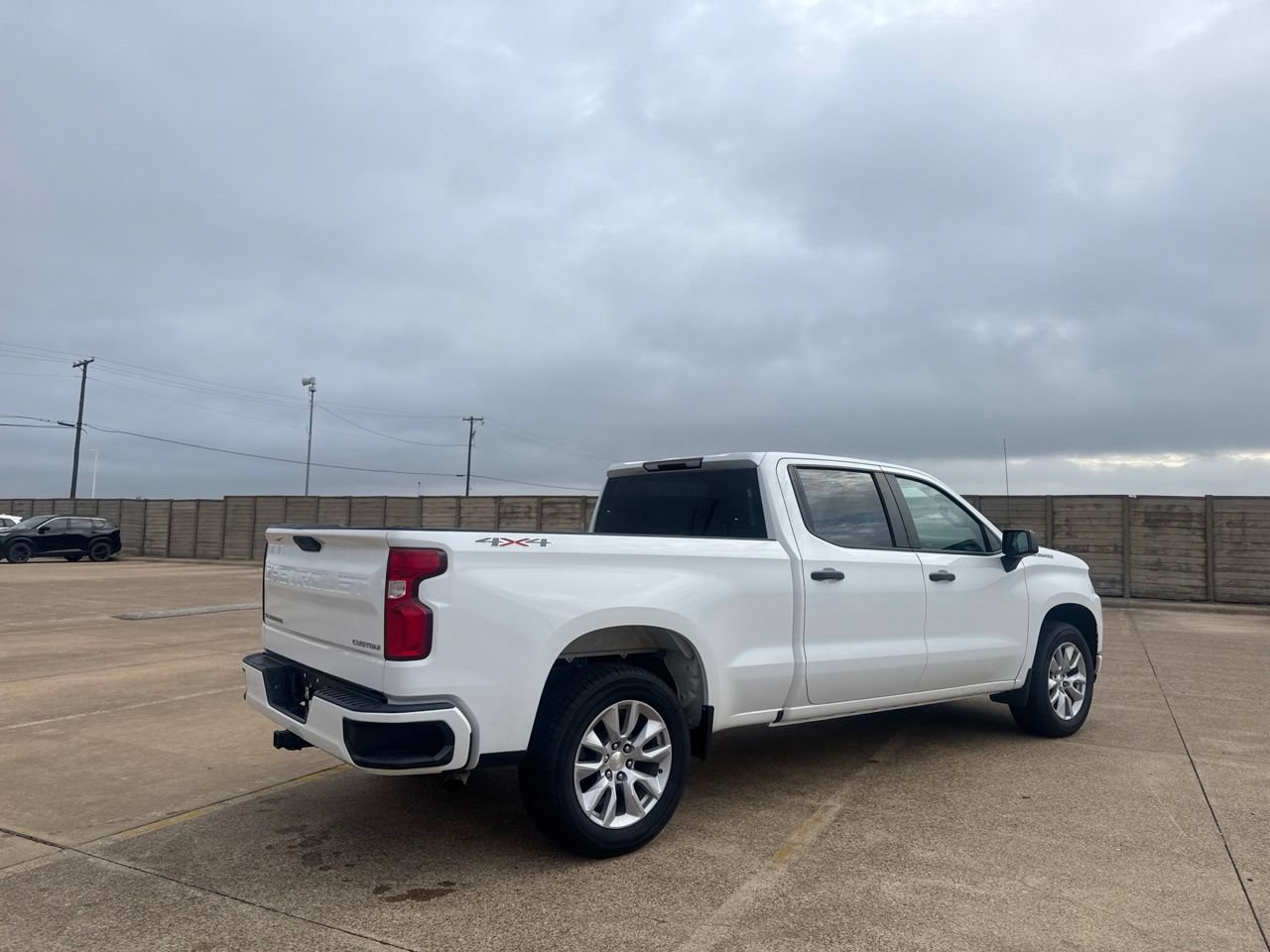 Used 2022 Chevrolet Silverado 1500 Custom AWD/4WD image 21