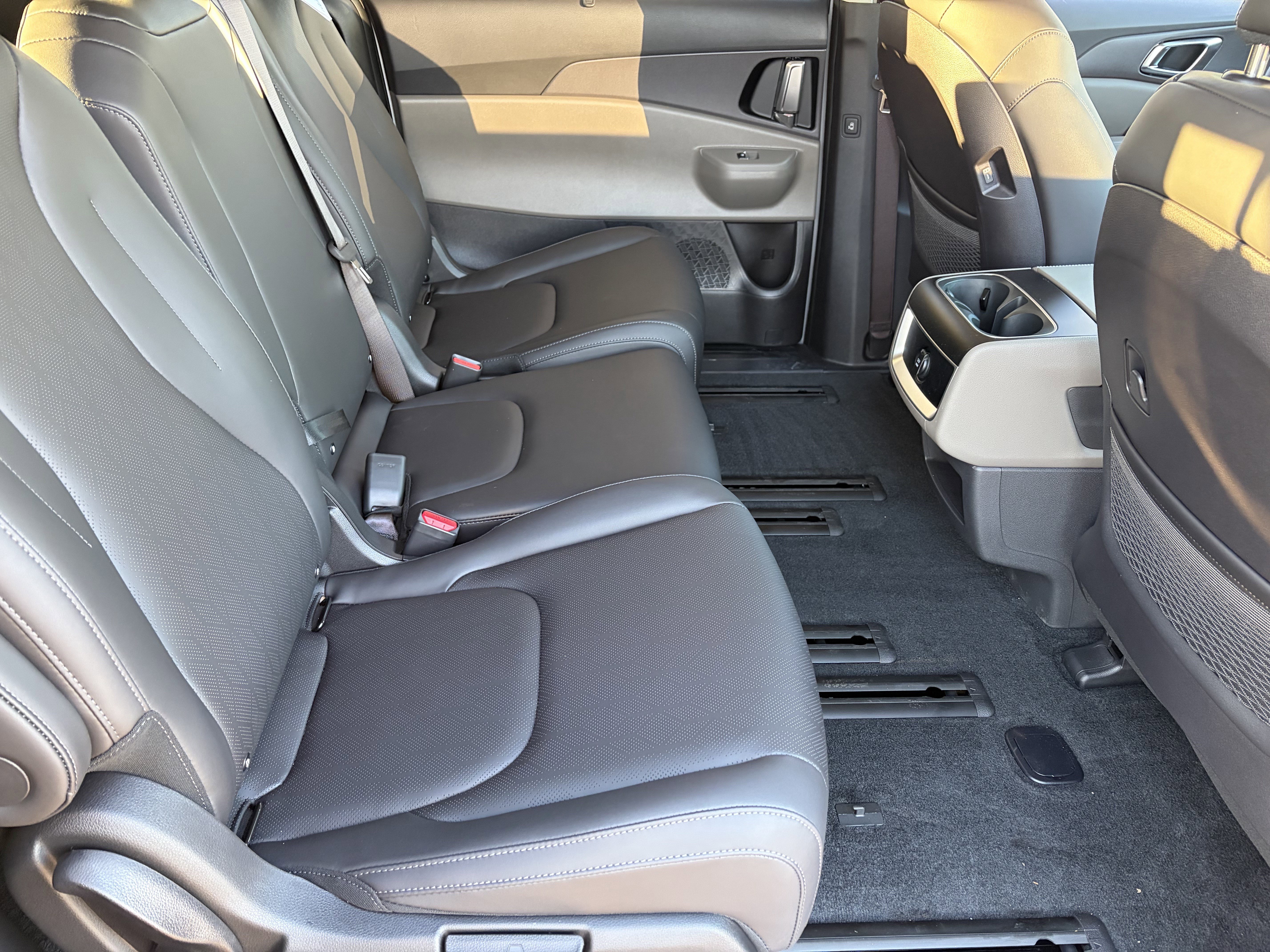 New 2026 Kia Carnival EX image 11