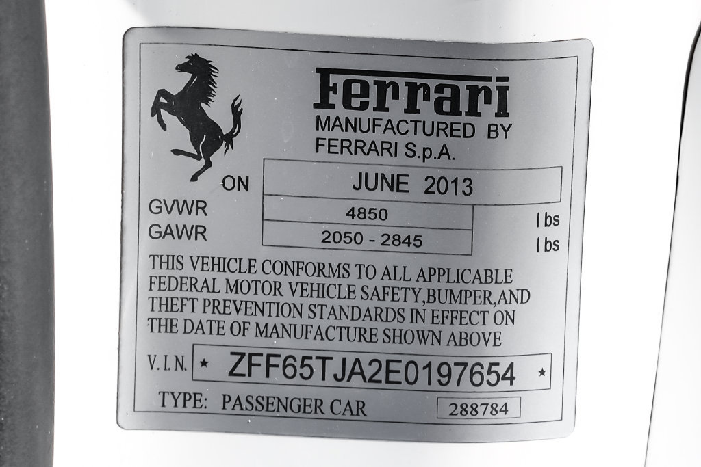 Used 2014 Ferrari California RWD image 62