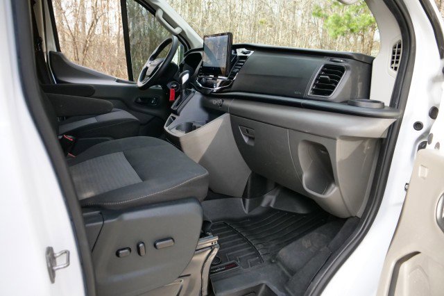 Used 2023 Ford Transit 350 XLT image 27