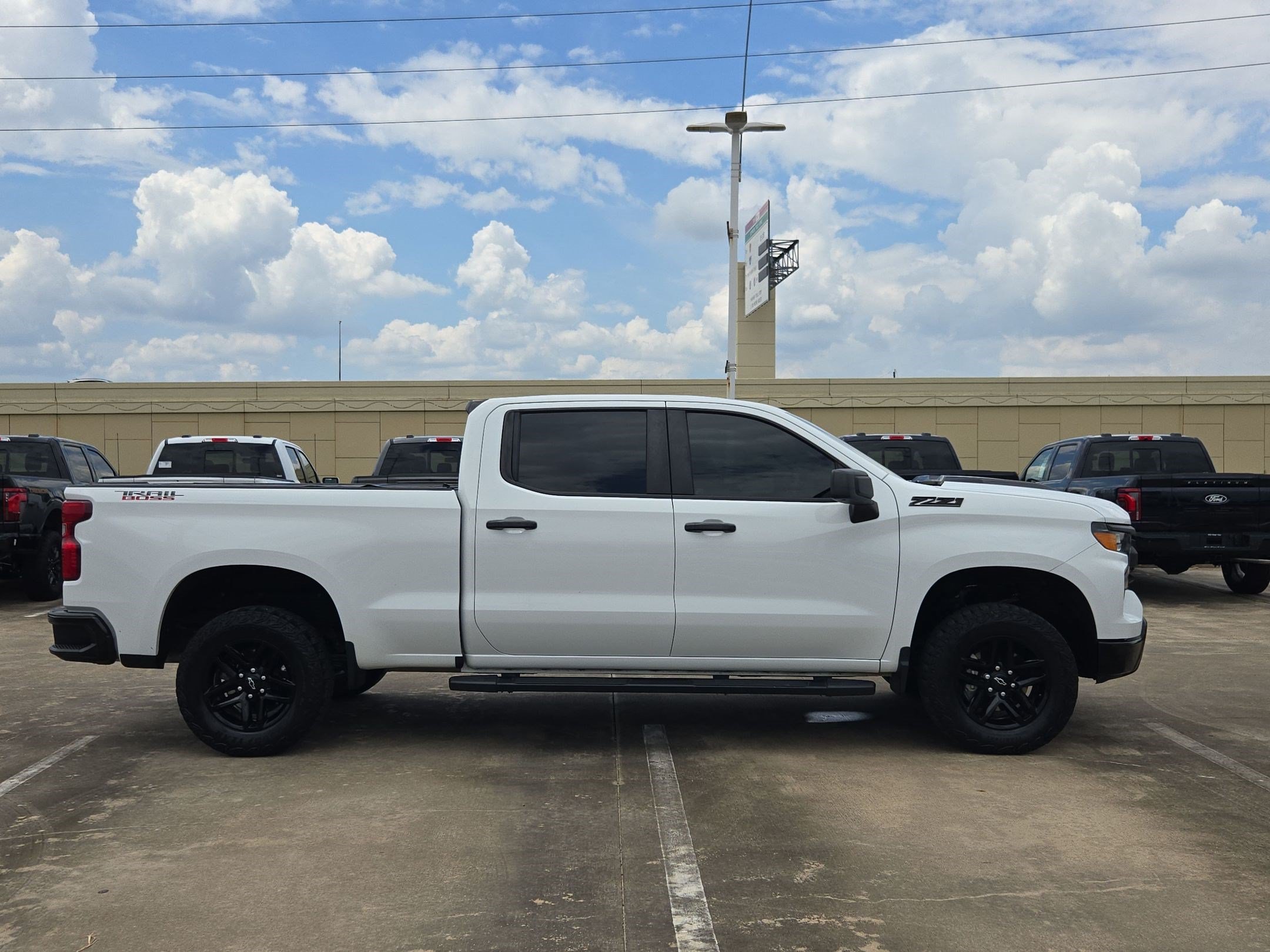 Used 2023 Chevrolet Silverado 1500 Custom Trail Boss AWD/4WD image 2