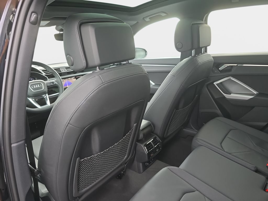 Certified 2023 Audi Q3 2.0T Premium AWD/4WD image 10