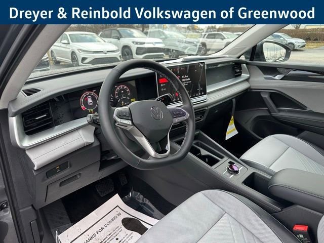 New 2026 Volkswagen Tiguan SE image 24