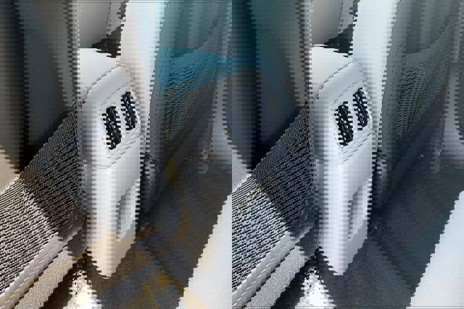 Used 2025 Hyundai Tucson Limited image 10