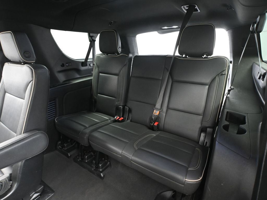 Used 2023 Chevrolet Suburban Premier image 47