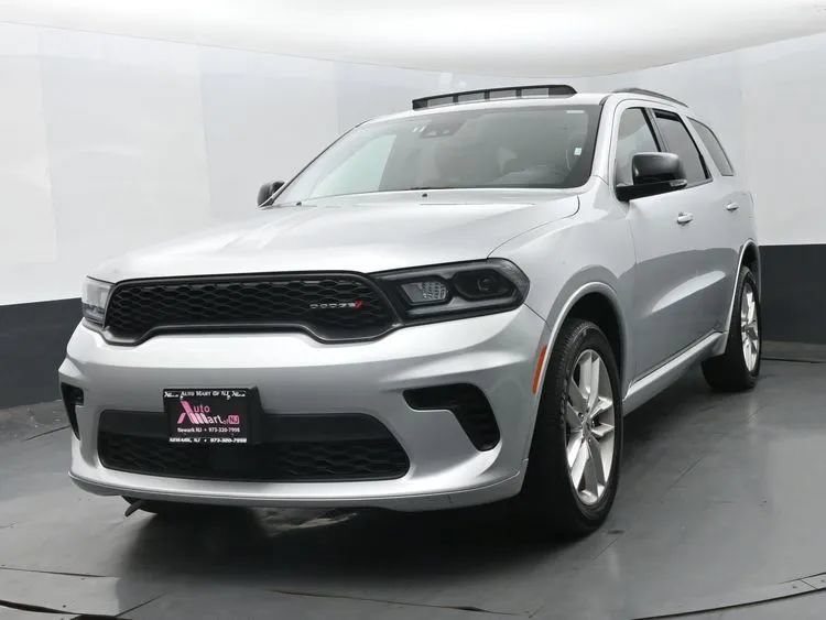 Used 2024 Dodge Durango GT AWD/4WD image 1