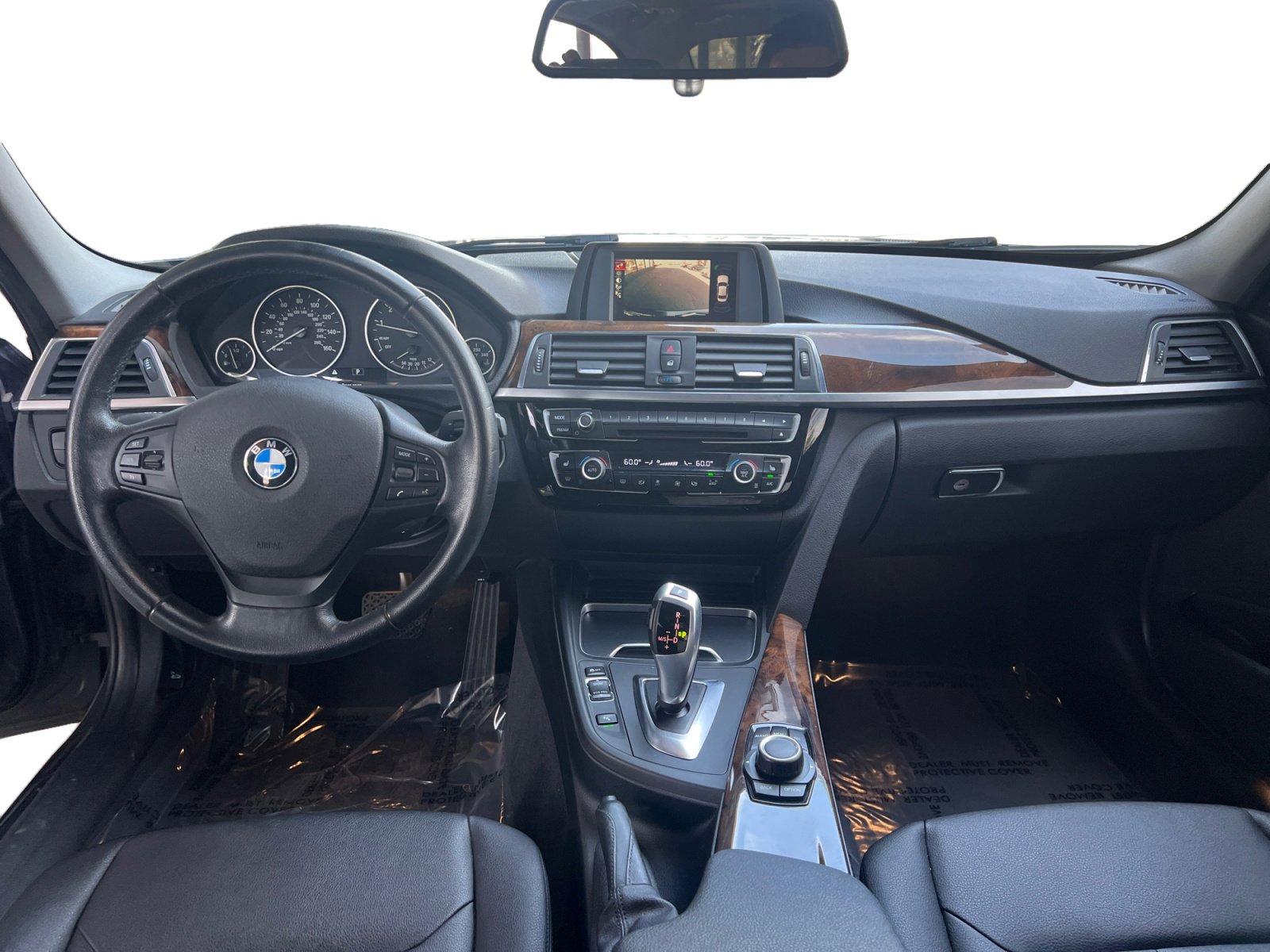 Used 2016 BMW 320i xDrive Sedan image 10