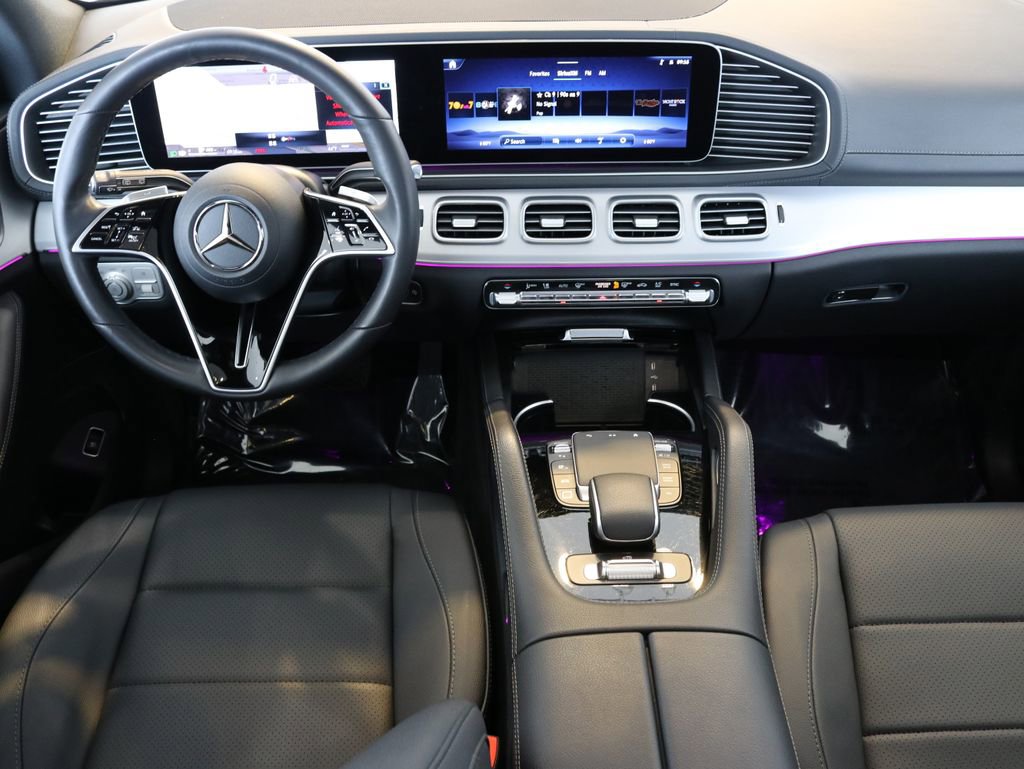 Used 2025 Mercedes-Benz GLS 450 4MATIC image 21