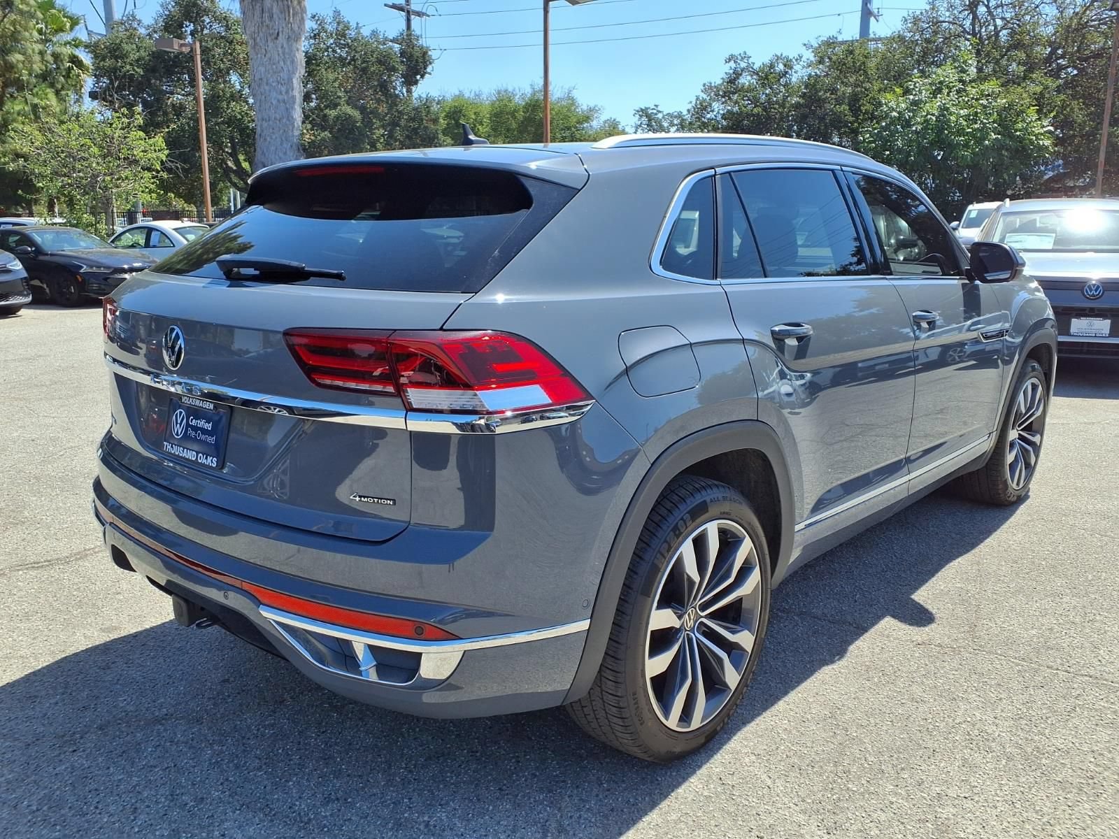 Certified 2023 Volkswagen Atlas Cross Sport SEL Premium R-Line AWD/4WD image 5