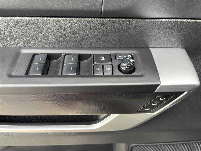 Used 2024 Toyota Tundra Platinum AWD/4WD image 15