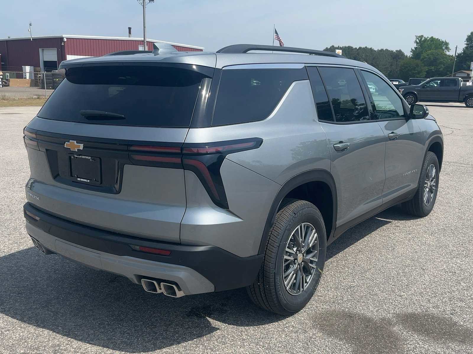 New 2026 Chevrolet Traverse LT FWD image 5