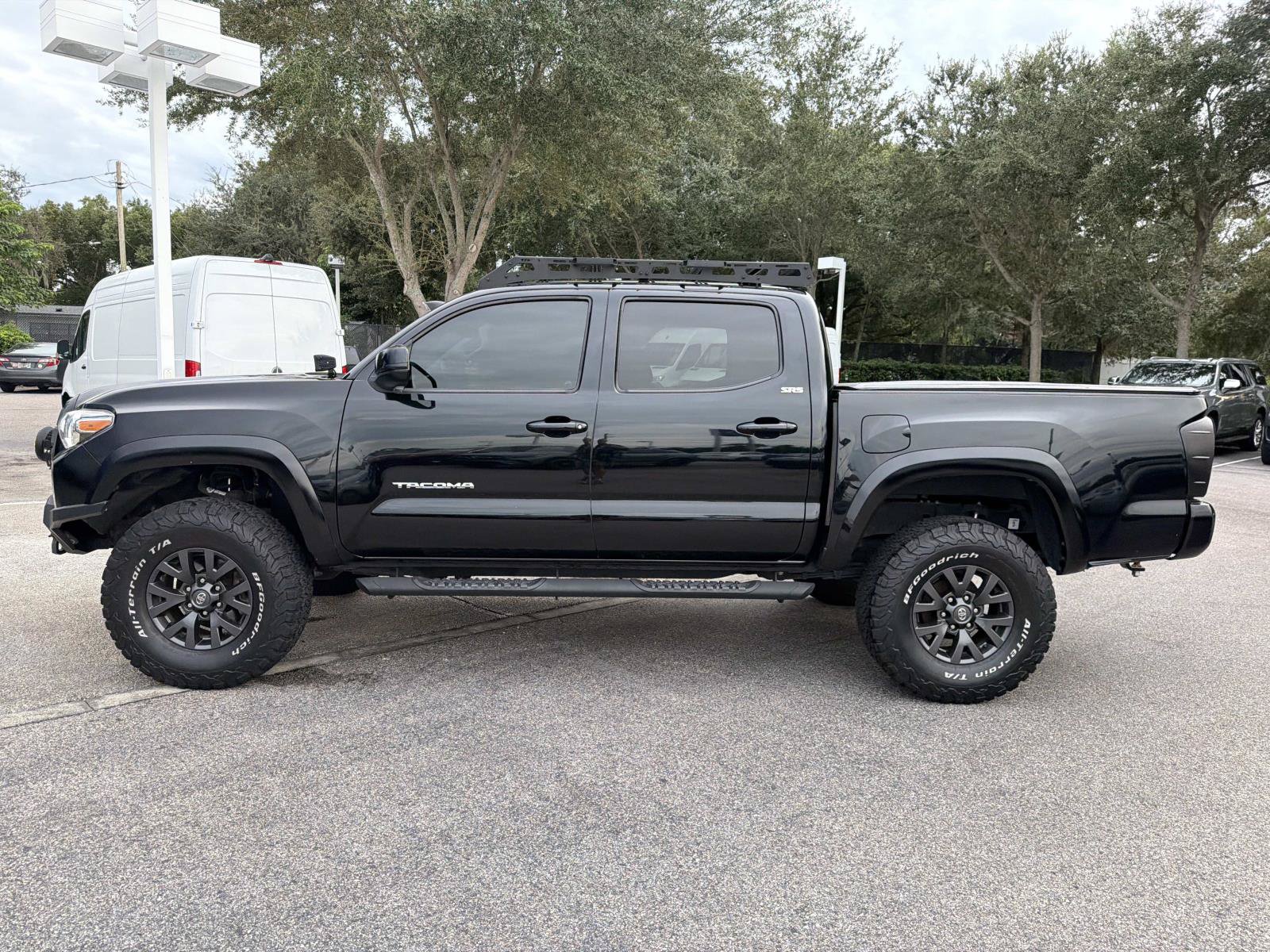 Used 2022 Toyota Tacoma SR5 w/ Technology Package AWD/4WD image 6