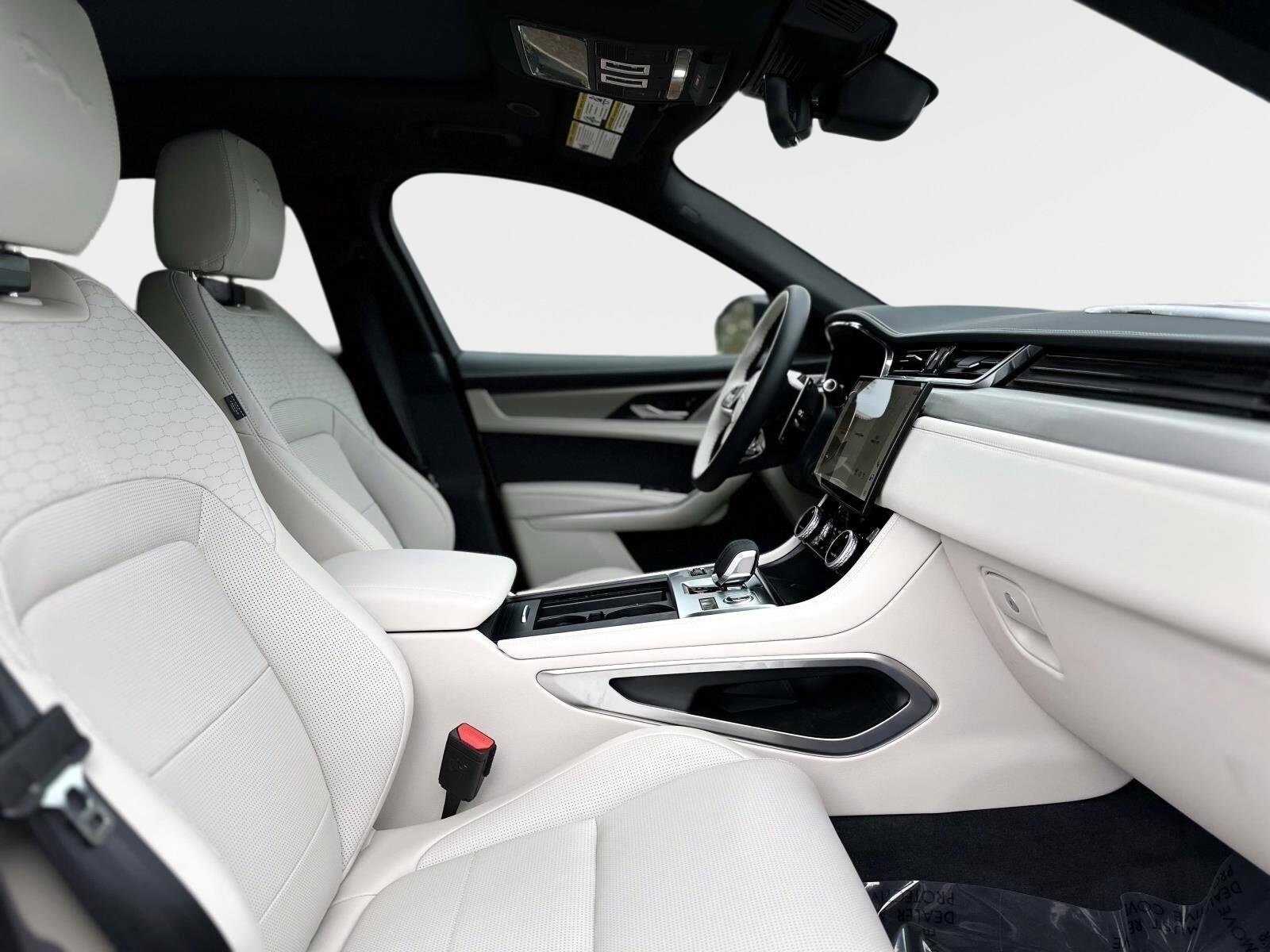 New 2026 Jaguar F-PACE R-Dynamic S AWD/4WD image 7